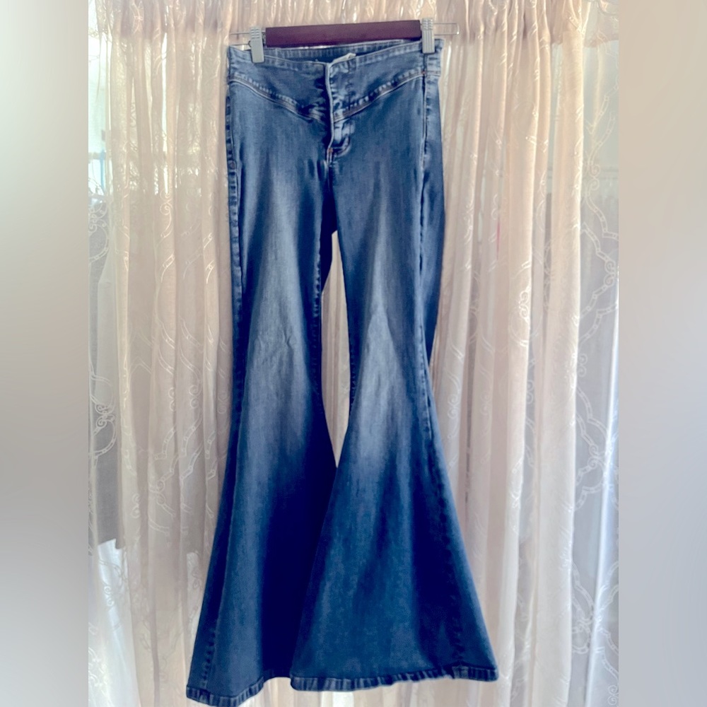 FREE PEOPLE bell bottom